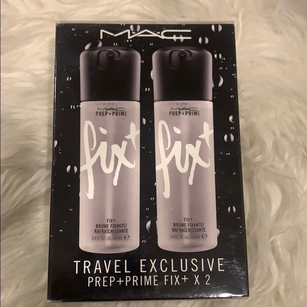 MAC Prep and Prime Fix +